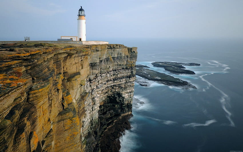 Lighthouse on a rocky cliff, rocky cliff lighthouse HD wallpaper