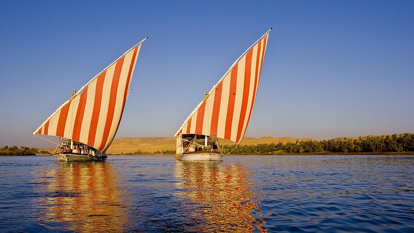 A slow boat down the Nile, autumn mood with boats HD wallpaper
