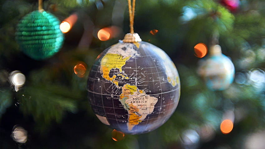 Christmas Traditions Worldwide, traditional christmas trees HD wallpaper