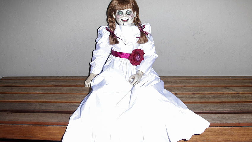 No, Annabelle the Haunted Doll Did Not Escape From the Warrens' Occult Museum HD wallpaper