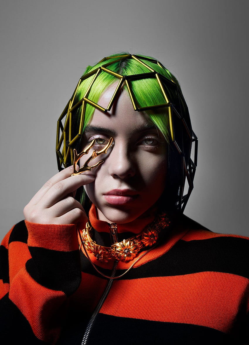 Billie Eilish Revealed Why She Wears Baggy Clothes