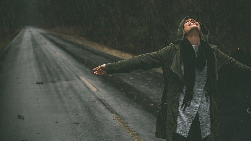 Girl Enjoying Rain on Street, girl on road HD wallpaper