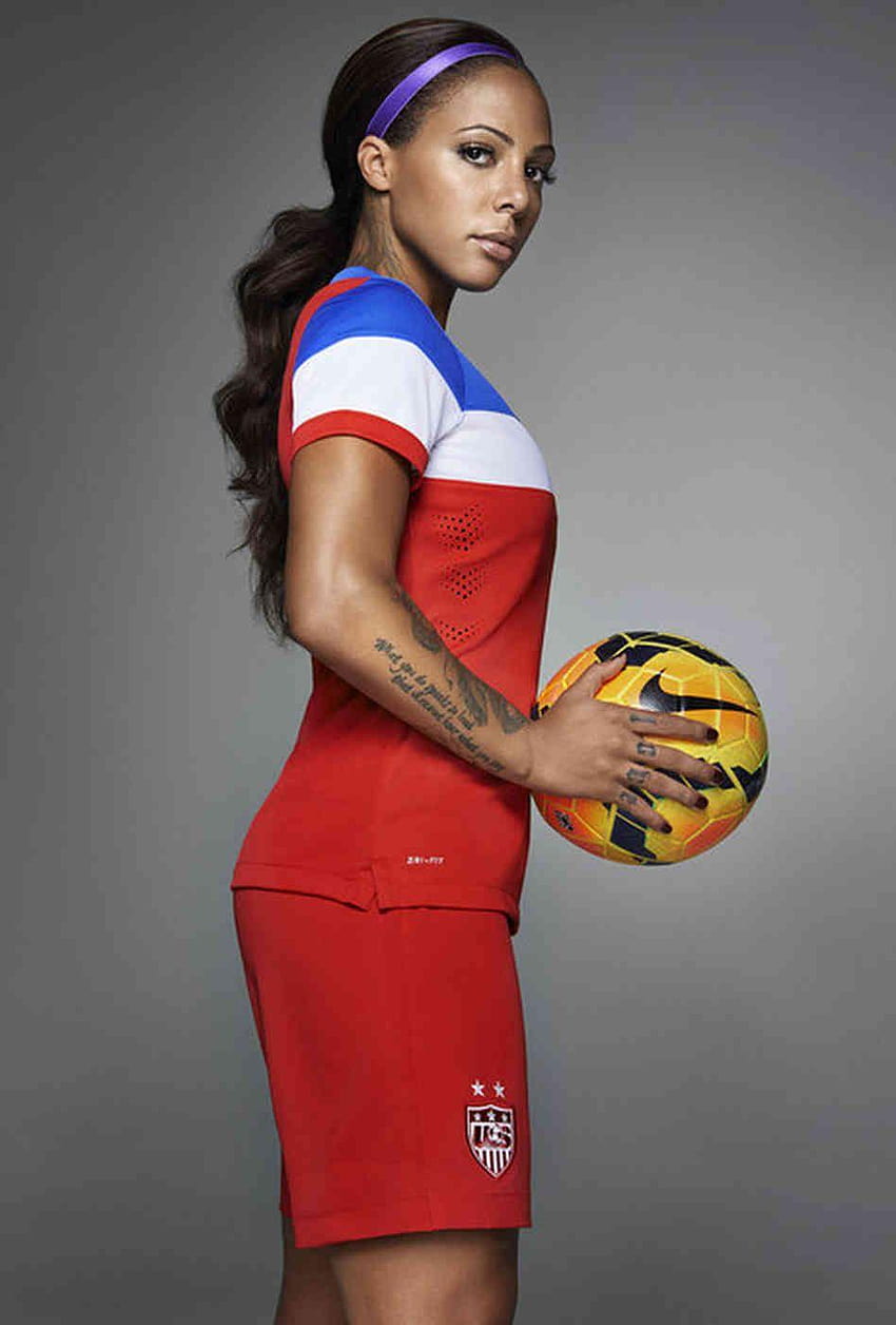 Too French? Nike Rolls Out U.S. World Cup Soccer Uniforms, sydney leroux HD phone wallpaper