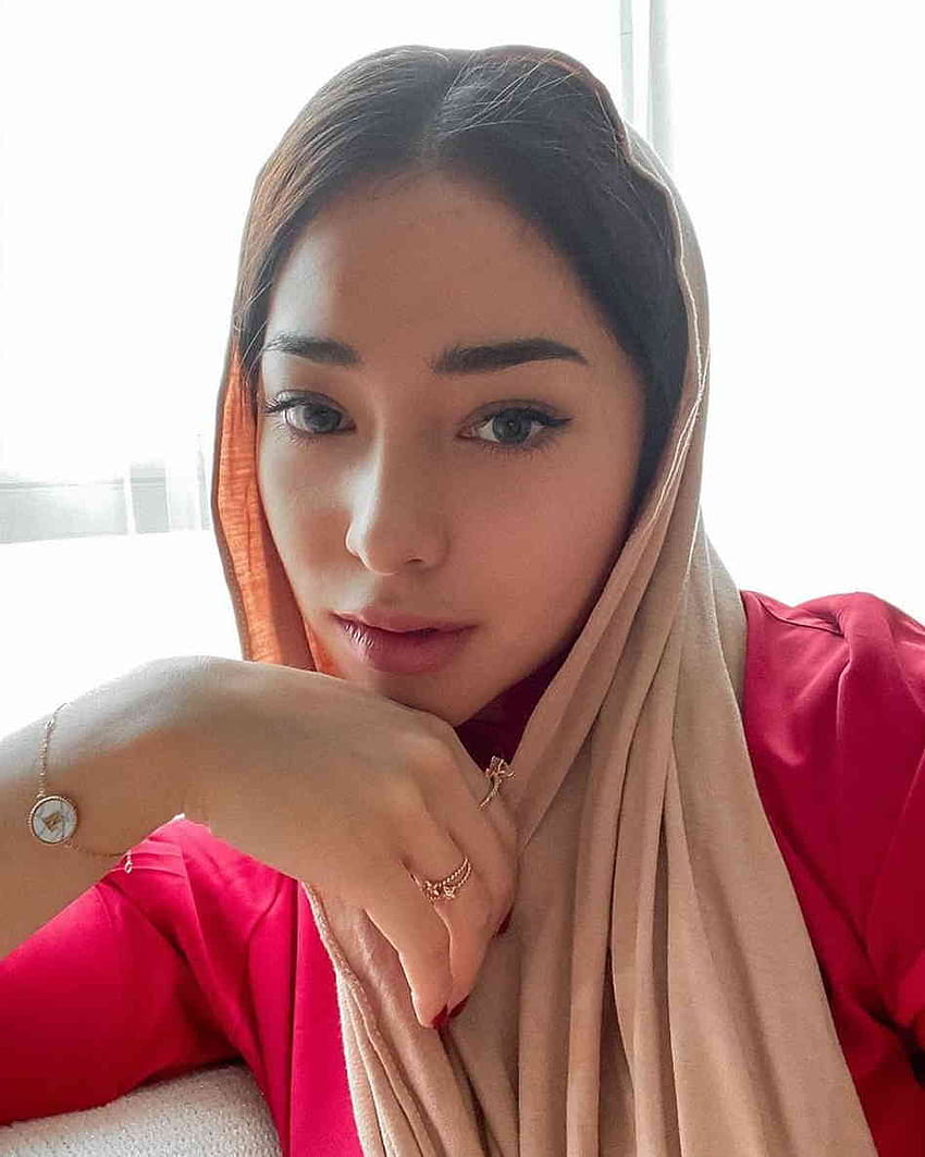 Perlahan Hijrah, 10 Potret Nikita Willy Berhijab Bikin Hati Adem wallpaper ponsel HD