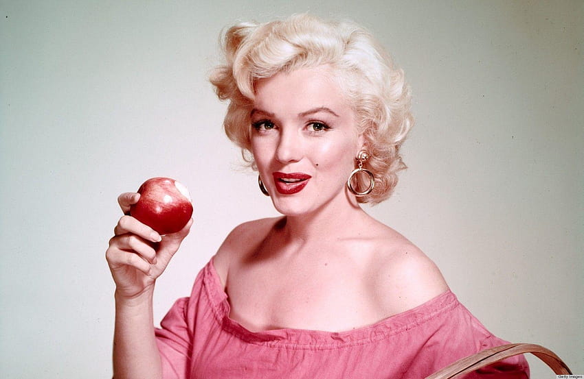 Marilyn Monroe in Celebrities Marilyn Monroe HD wallpaper