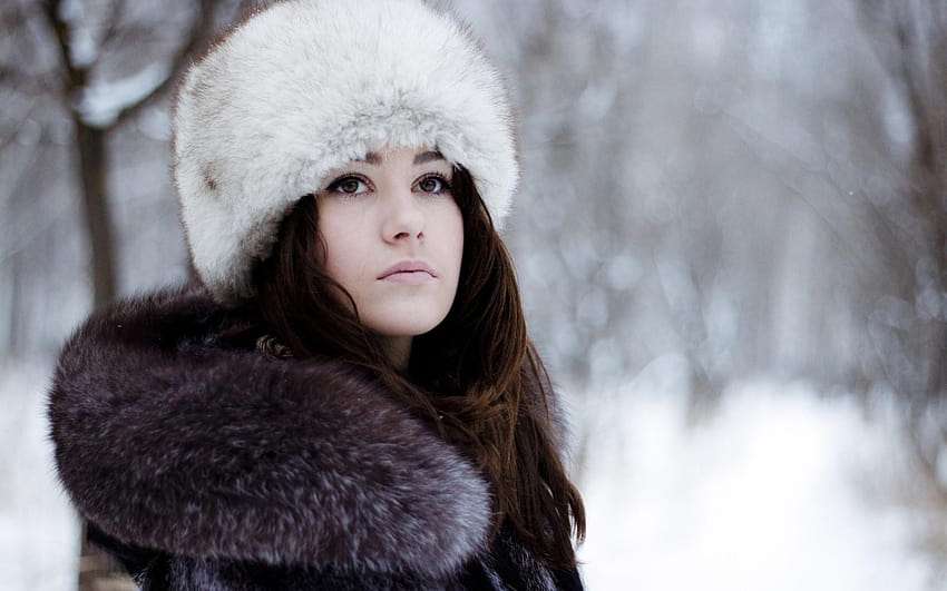 Girl with Fur Hat and Coat HD wallpaper | Pxfuel