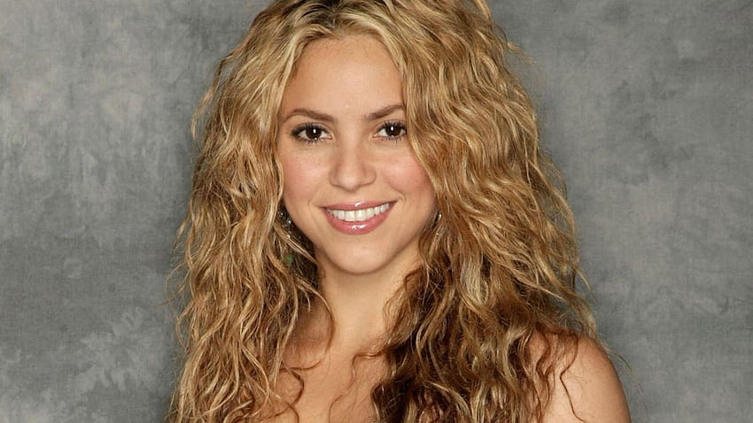 Interesting fact and information about Shakira Singer and Dancer, shakira background HD wallpaper