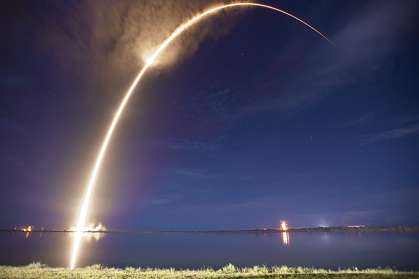 SpaceX lance AsiaSat 6, un mois après Lofting AsiaSat 8, lancement de Fond d'écran HD