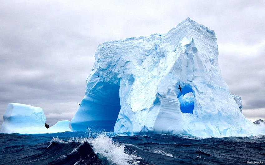 frozen iceberg HD wallpaper