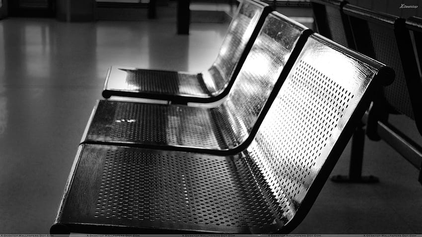 Черно-бели столове в банка HD тапет