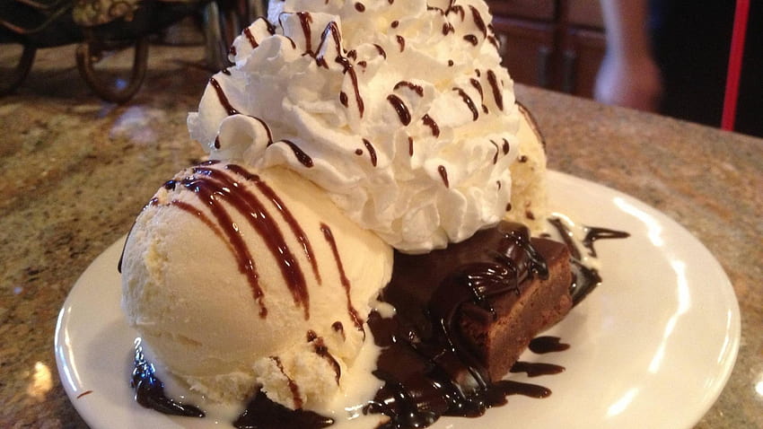 Brownies chocolate desserts food ice cream, chocolate ice cream HD wallpaper