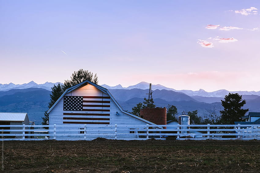 American Flag Barn โดย Casey McCallister โรงนาอเมริกัน วอลล์เปเปอร์ HD