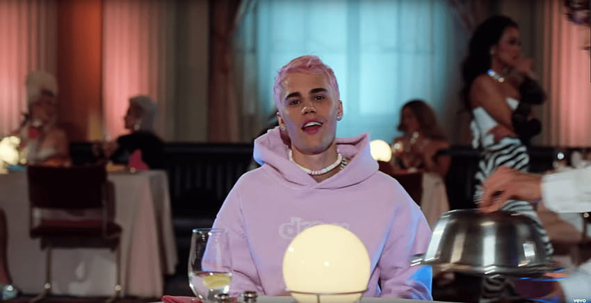 Justin Bieber shows off wild pink hairstyle in new 'Yummy' music video, justin bieber 2020 HD wallpaper