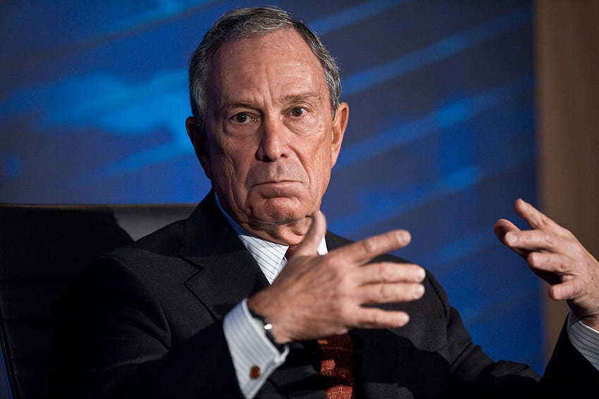 Bloomberg erhält Jabs bei der jährlichen Spendenaktion für den inneren Kreis – CBS, Michael Bloomberg HD-Hintergrundbild