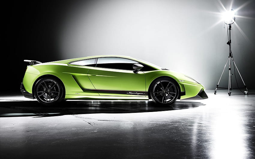6,300+ Green Sports Car Stock Photos, Pictures & Royalty-Free Images -  iStock