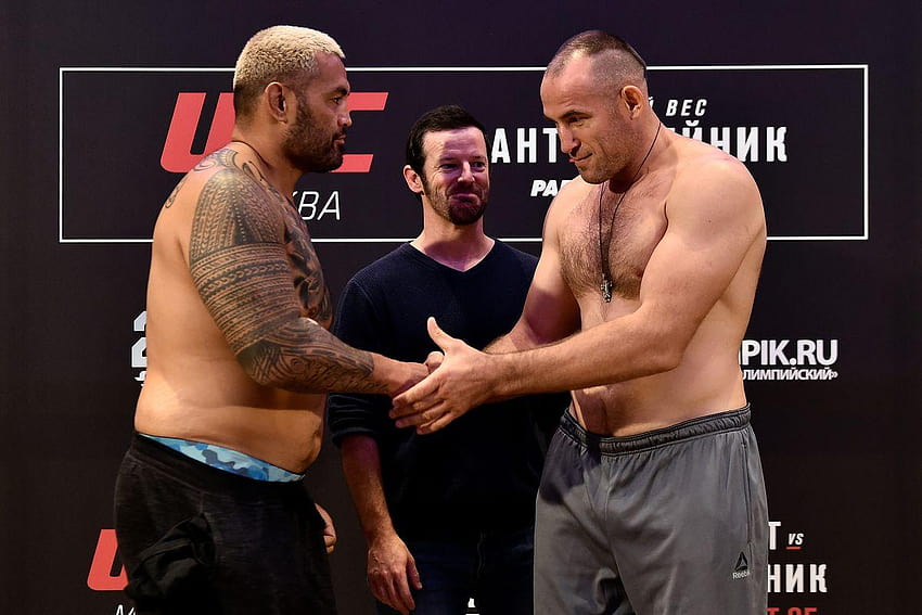 UFC Moscow Live Blog: Mark Hunt vs. Aleksei Oleinik HD wallpaper