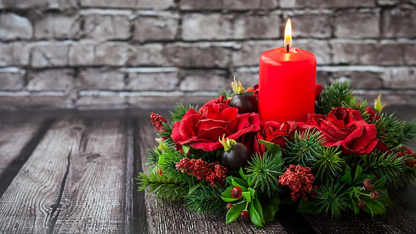 New year Roses walls Candles Branches, rose and christmas red candles HD wallpaper