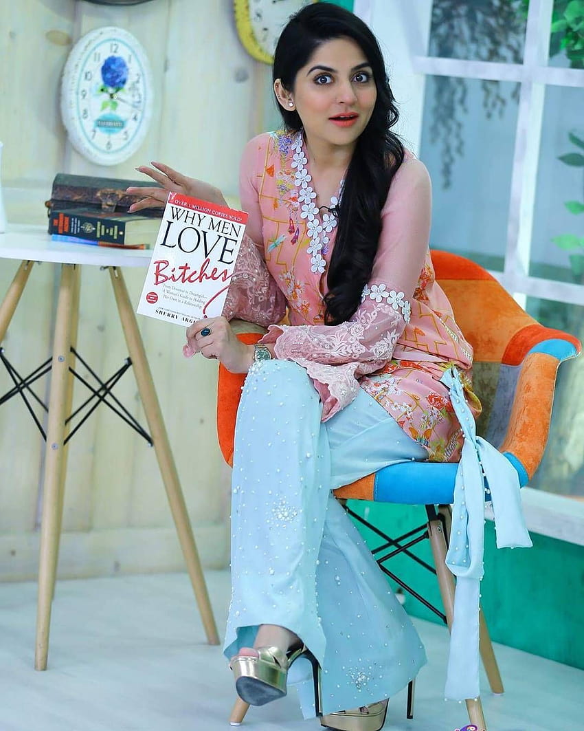 Sanam baloch beautiful Pakistani actress HD phone wallpaper | Pxfuel