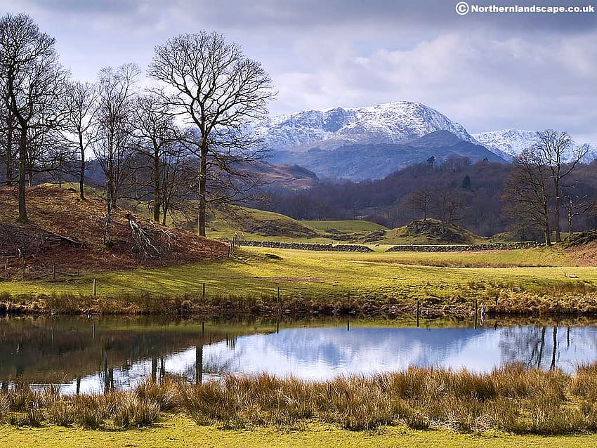 Landscape of the Lake District and Yorkshire Dales HD wallpaper