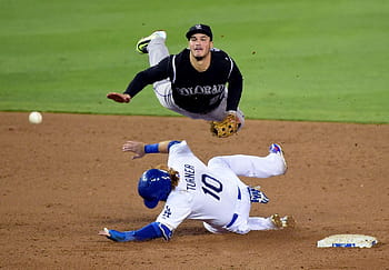 Dodgers Tailgate on X: Wallpaper Wednesday: Cody Bellinger & Justin  Turner #LABleedsBlue #BringItHome #HollywoodLifestyle   / X