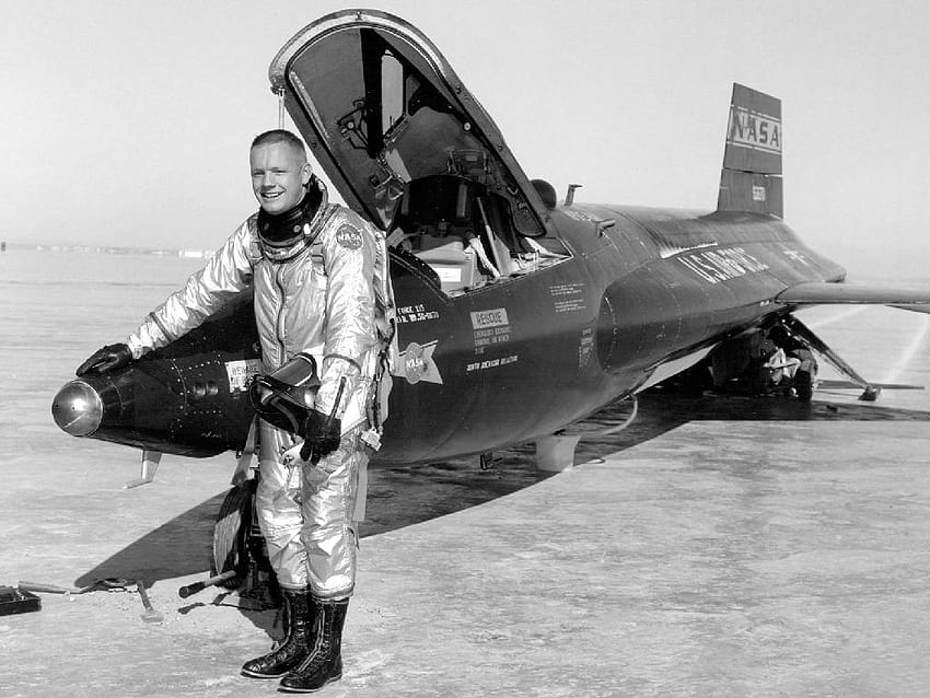 Farewell Neil Armstrong, the Ultimate Test Pilot HD wallpaper