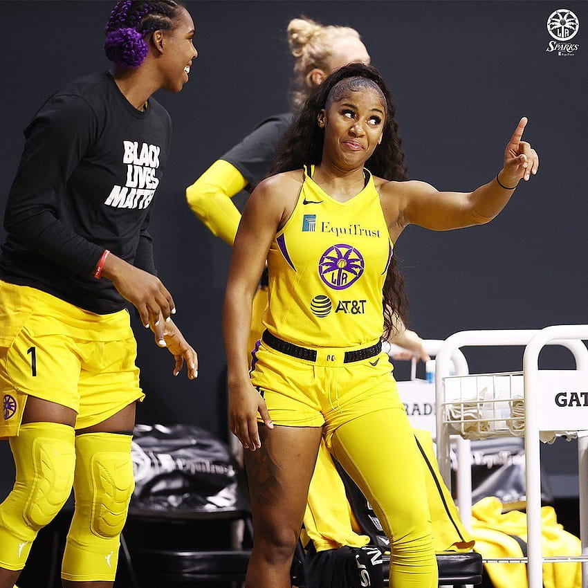 Los Angeles Sparks introduce Reshanda Gray and Te'a Cooper ahead