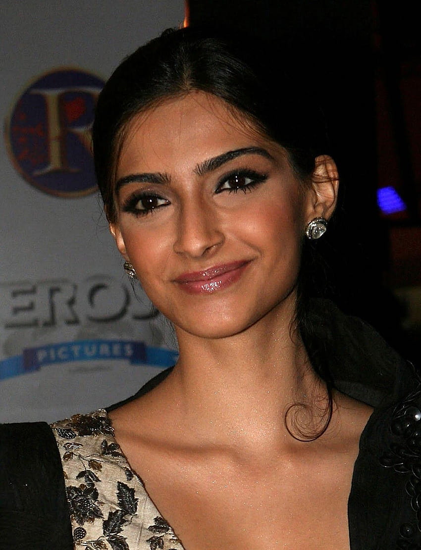 s da atriz de Bollywood Sonam Kapoor HQ – Raag.fm Bollywood News, mollywood Papel de parede de celular HD