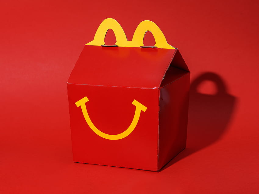 McDonald's is making a major change to its Happy Meals to win over skeptical parents HD wallpaper