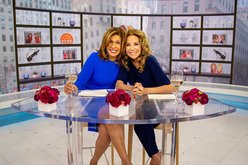 Kathie Lee Gifford and Hoda Kotb on a Decade of Traveling Together, aria lee HD wallpaper
