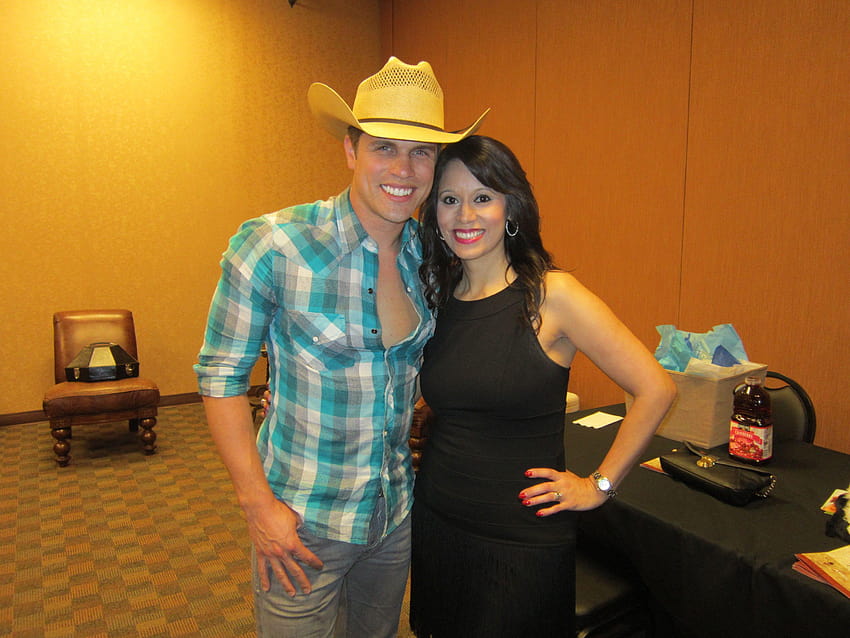 Dustin Lynch Dustin and Donna Blalock and HD wallpaper