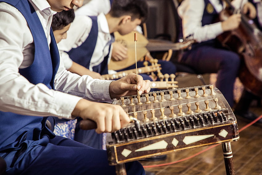 Crop musician tuning classical santoor instrument · Stock HD wallpaper