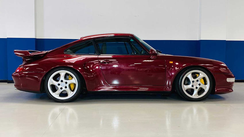 Famous of 35 rare Porsches are to go under the hammer HD wallpaper