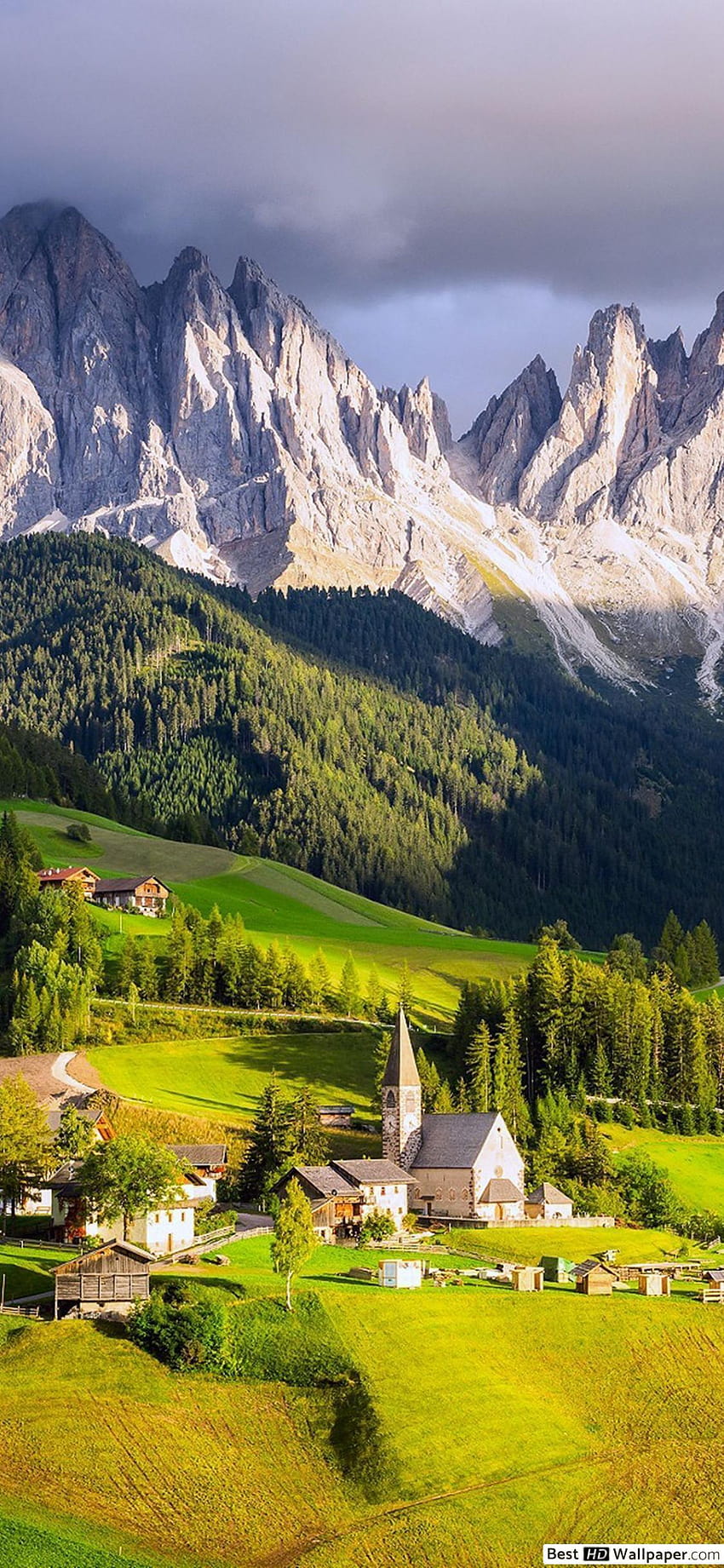 Village in the Italian Alps HD phone wallpaper