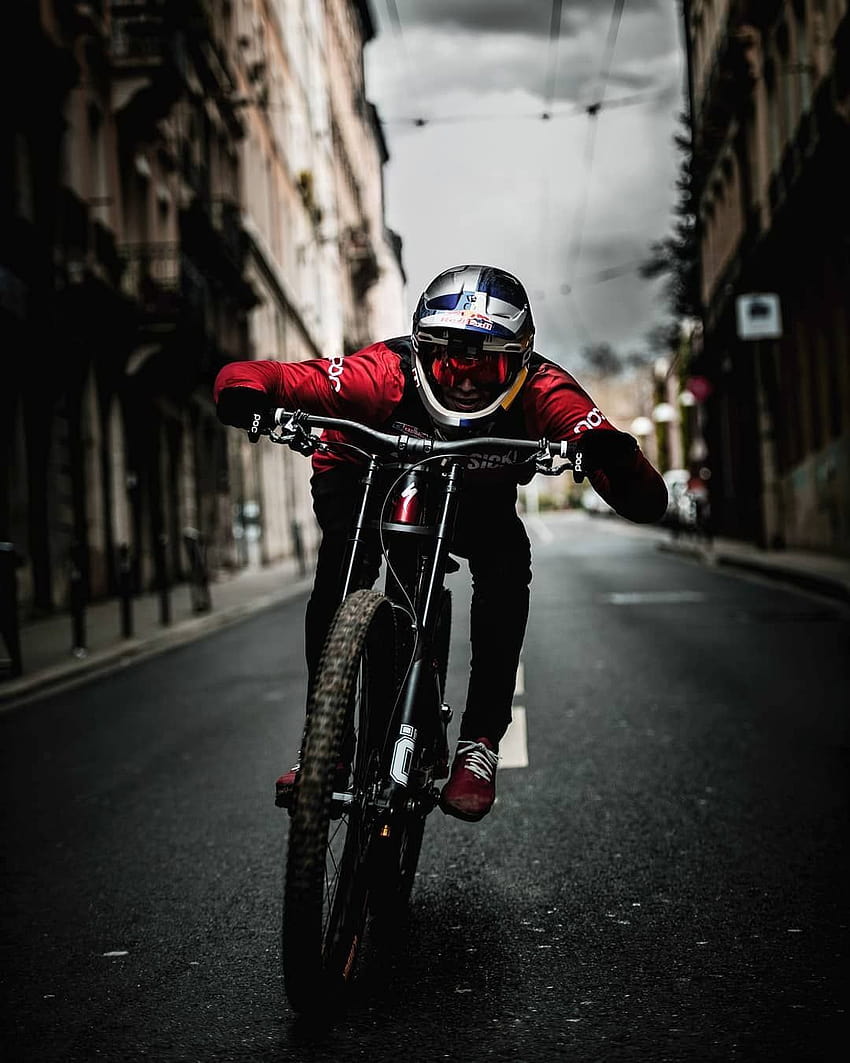Fabio Wibmer auf Instagram: „Urban Ride Lives 3 kommt. Das ist mein bisheriger Favorit HD-Handy-Hintergrundbild