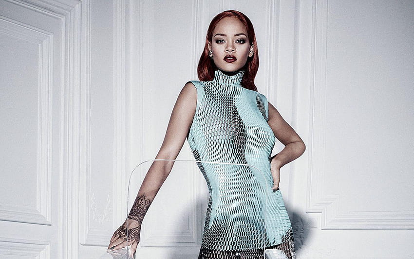 LVMH & Rihanna Creating Makeup Line Called Fenty Beauty HD wallpaper