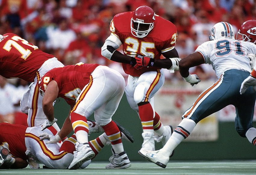 Chiefs legend Christian Okoye discovers his Tecmo Super Bowl dominance  (VIDEO)