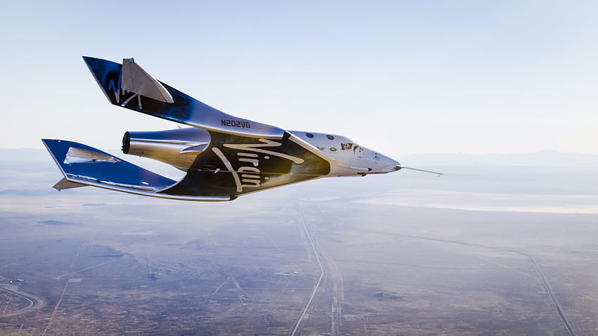 Virgin Galactic Aims to Fly Space Tourists in 2018, CEO Says HD wallpaper