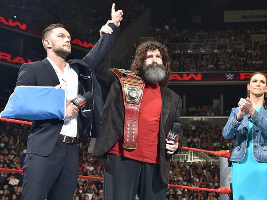 WWE Raw: Finn Balor relinquishes Universal Championship after, wwe universal championship HD wallpaper
