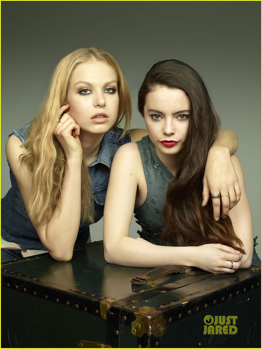 Bill Skarsgard: 'Hemlock Grove' Cast !, penelope mitchell HD phone wallpaper Bill Skarsgard: 'Hemlock Grove' Cast !, penelope mitchell HD phone wallpaper