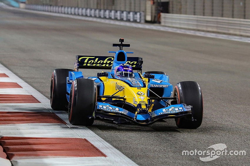 Alonso says Renault R25 runs showed what F1 is missing HD wallpaper