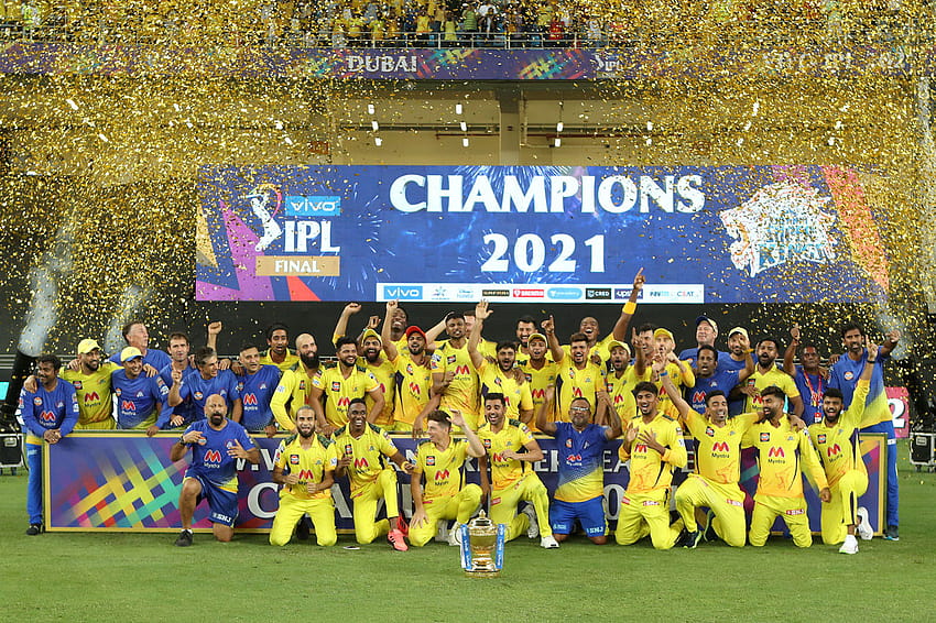 : MS Dhoni, gracze CSK świętują zdobycie tytułu IPL 2021 ze swoimi żonami, dziećmi w stylu „Thala”!, mistrzowie csk Tapeta HD
