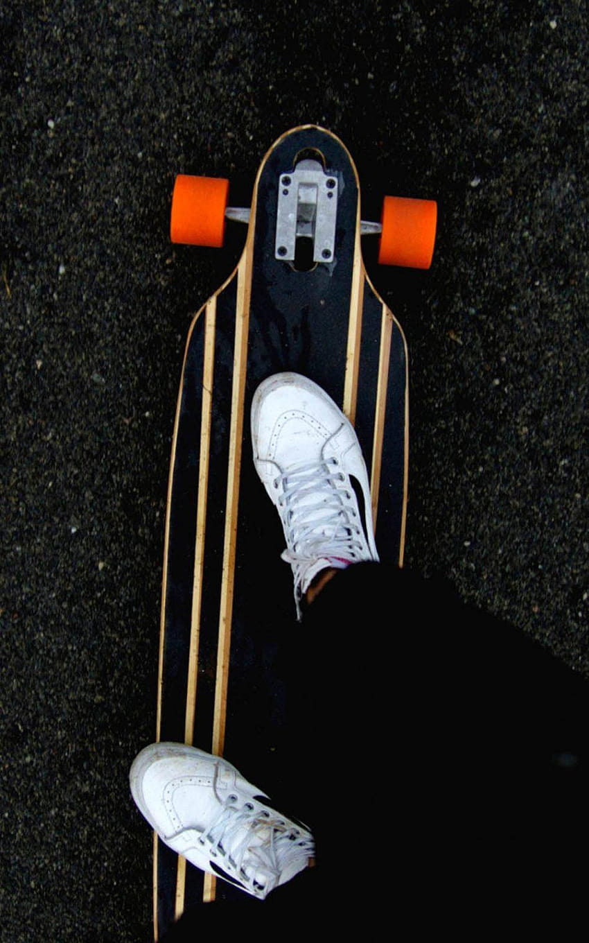 Skateboard Sneakers Mobile, estética skateboard fondo de pantalla del teléfono