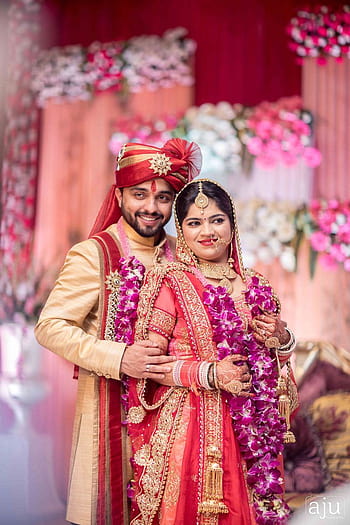 Breathtaking indian newlyweds photo session | Indian bride photography poses,  Indian wedding photography poses, Indian wedding poses
