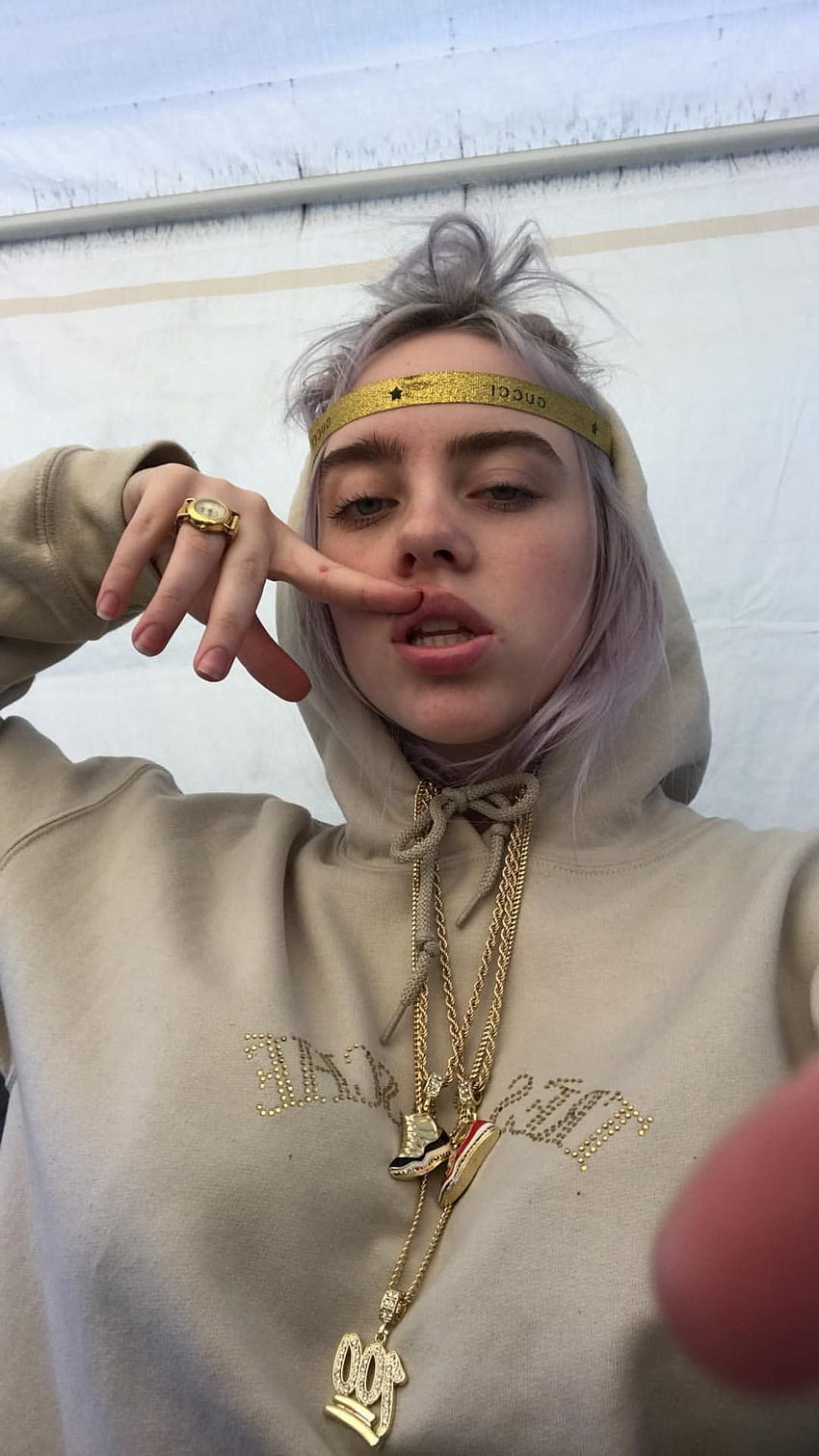 My bed is draped in Gucci linen, billie eilish wearing gucci HD phone wallpaper