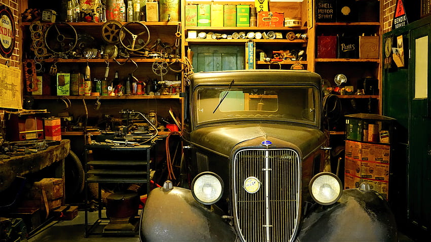Voiture classique noire à l'intérieur du garage · Stock, atelier automobile Fond d'écran HD