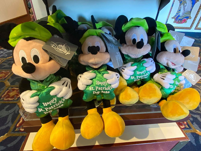 More Disney Valentine's Day and St Patrick's Day Merchandise Now Available at Disney World HD wallpaper
