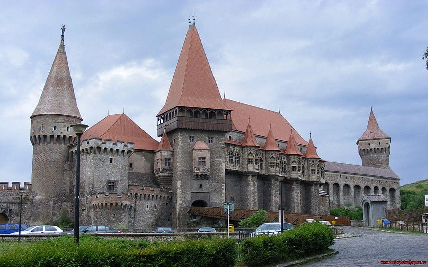 The Corvin Castle, Hunedoara, Romania HD wallpaper