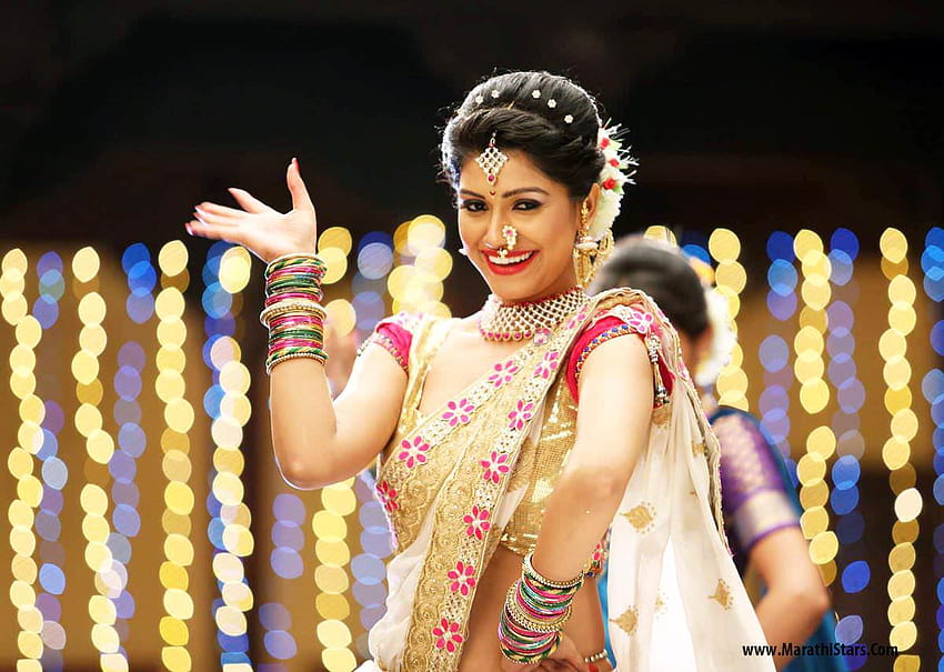 Impressionnante performance lavani de Rasika Sunil, danse lavani Fond d'écran HD