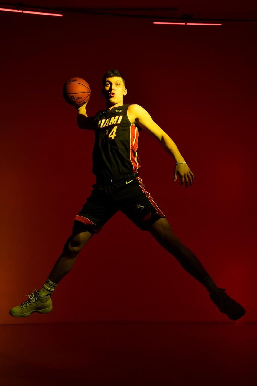2019 NBA Rookie Shoot: Herro & Okpala, Tyler Herro HD-Handy-Hintergrundbild