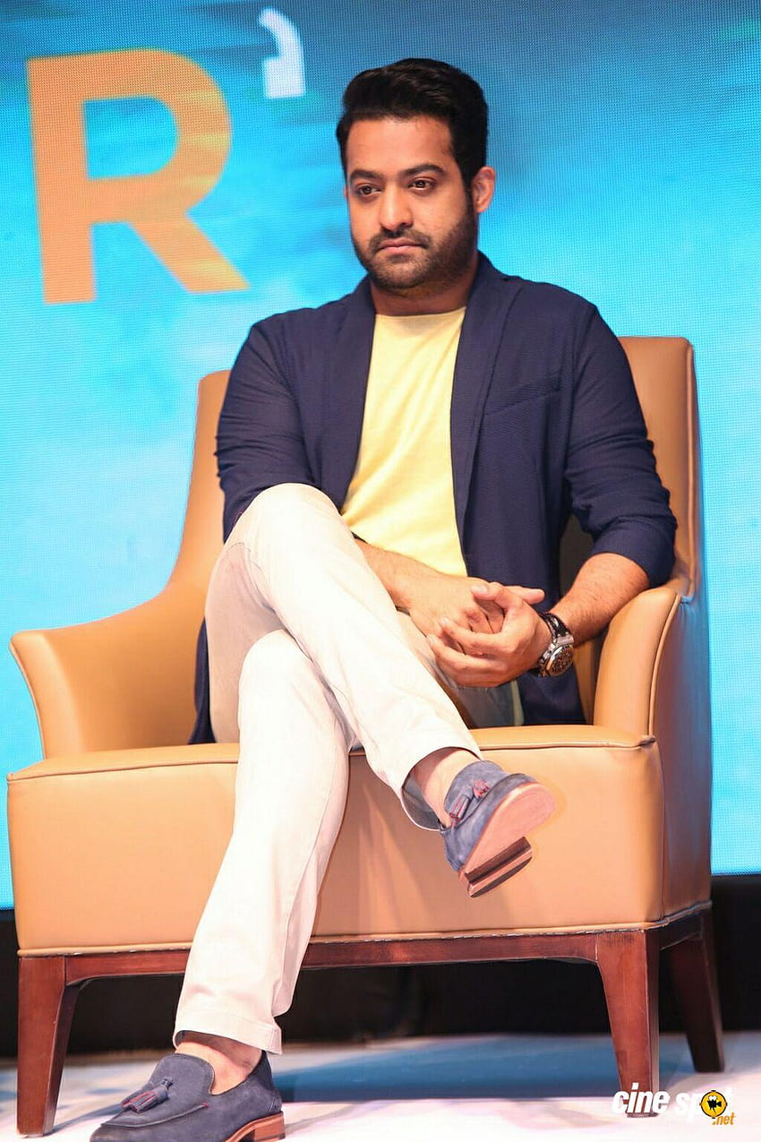 Jr NTR at Celekt Mobile Launch Event, jr ntr mobile HD phone ...